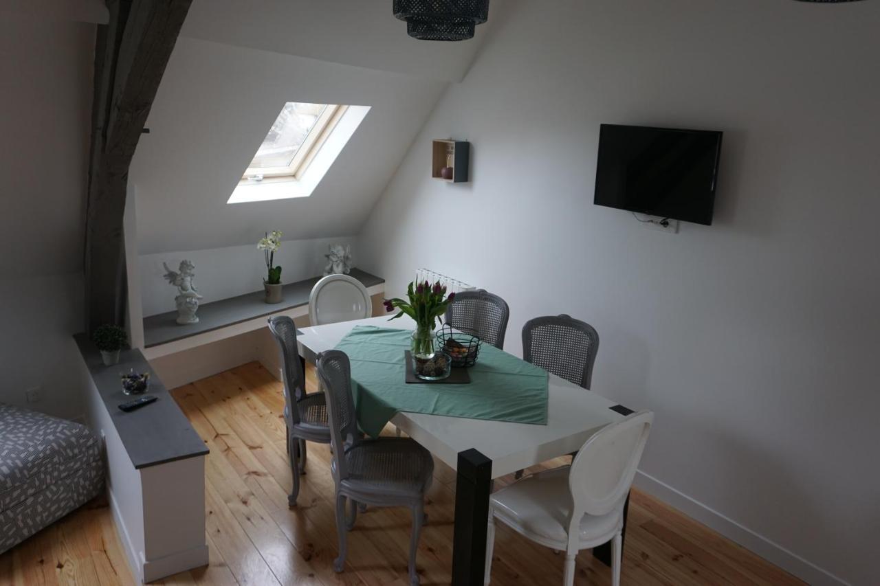 Les 3 Rois Apartment Romorantin-Lanthenay Exterior photo